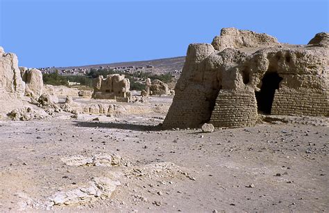  Les Ruines de Jiaohe ! Un Vestige Fascinant de l'Antiquité Chinois