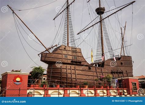 Le Musée Samudera: Plongez dans l'Histoire Maritime de Malacca !