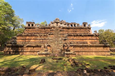 Le Temple de la Paix Céleste: Un Sanctuaire Historique à l'Architecture Fascinante !